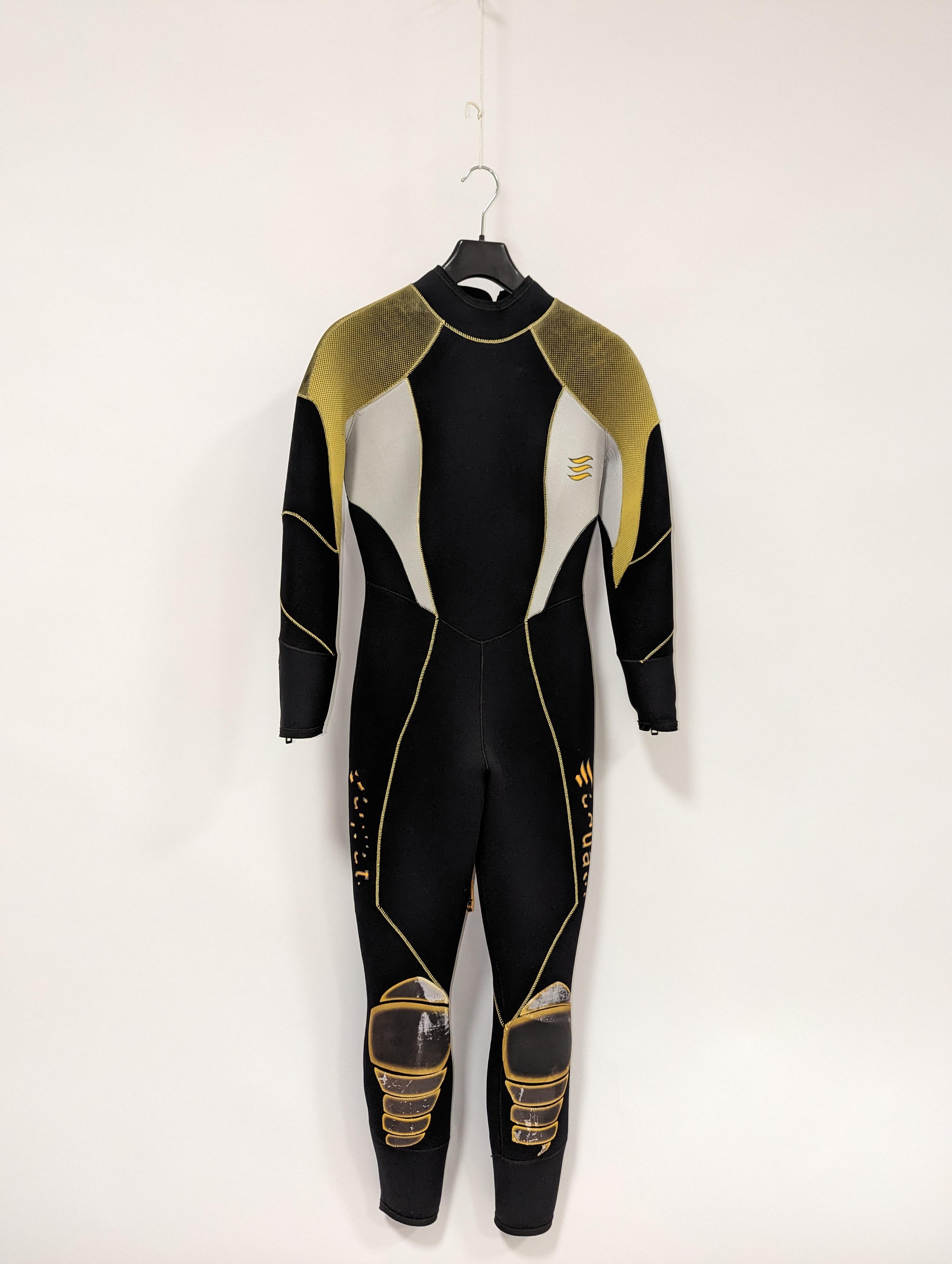Anzug 2,5 mm Damen Größe 36 Neopren aquata Surfen SUP Schwimmen